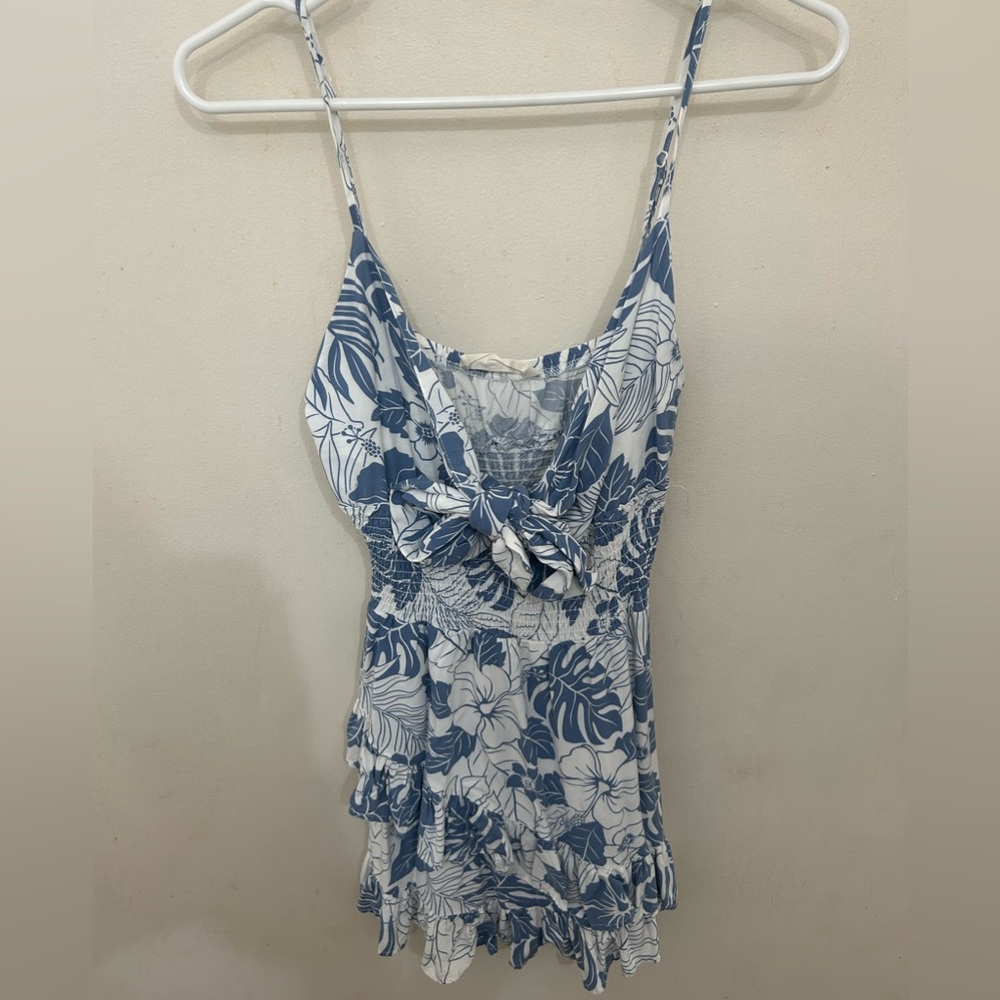 blue and white flower dress🌺